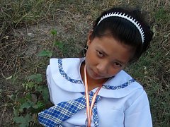 Filipina schoolgirl fucked outdoors in open field...